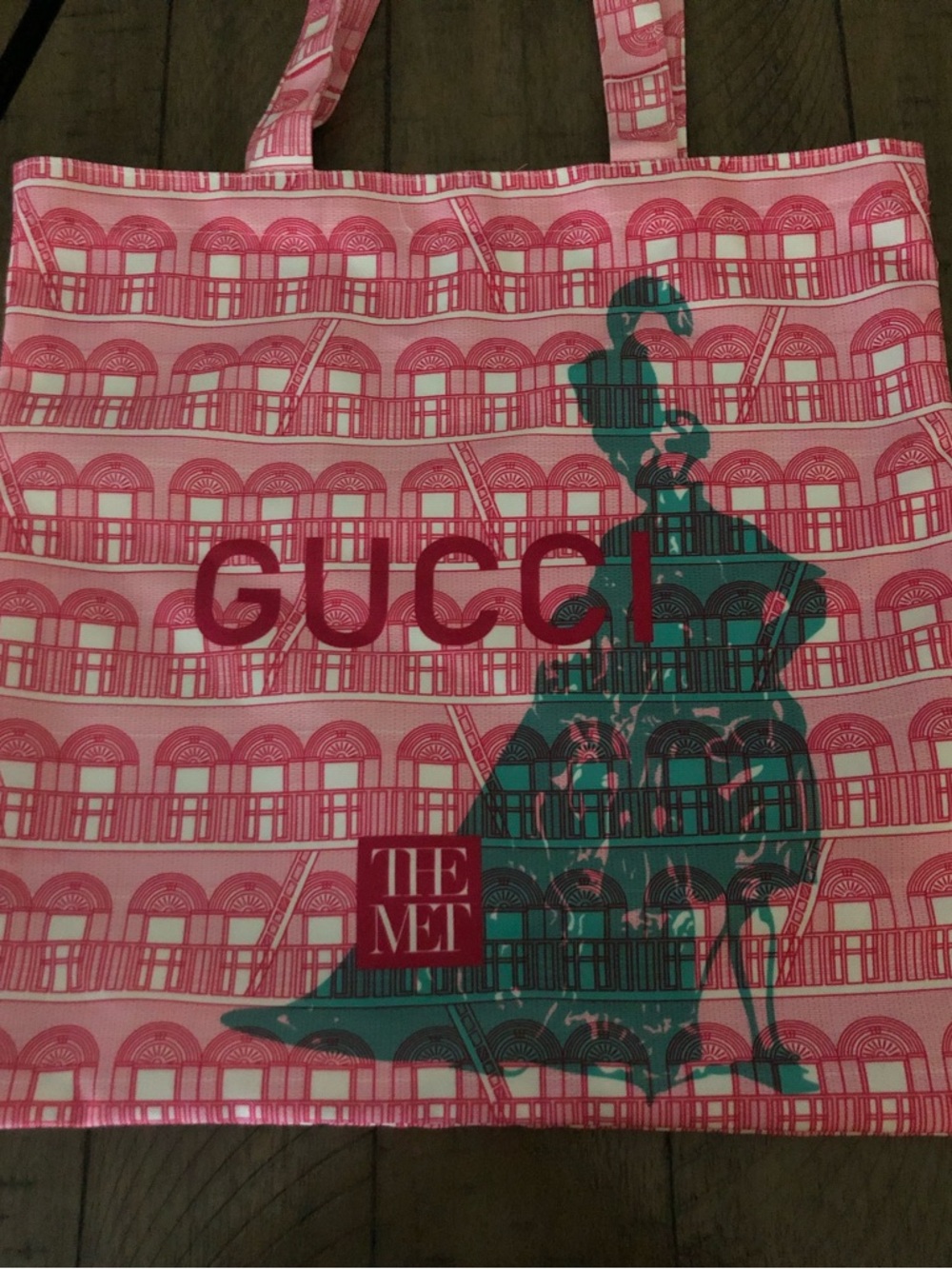 Gucci x The MET Limited Edition Novelty Tote Bag | Pink and Green | NEW - Picture 4 of 9